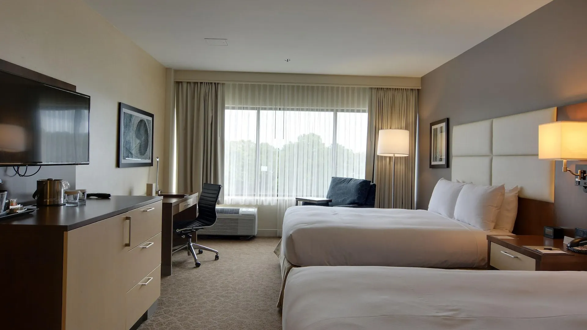 Doubletree By Hilton Hotel Williamsburg