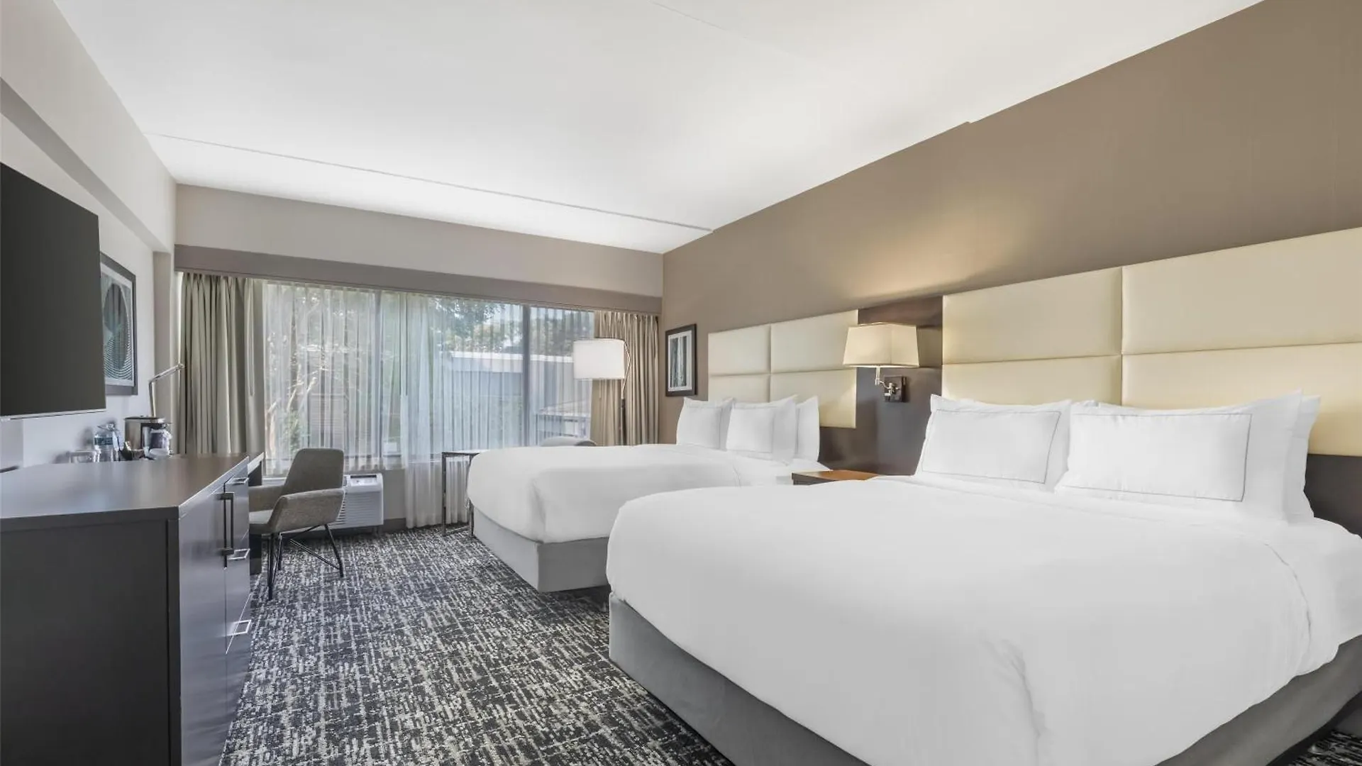 Doubletree By Hilton Hotel Williamsburg