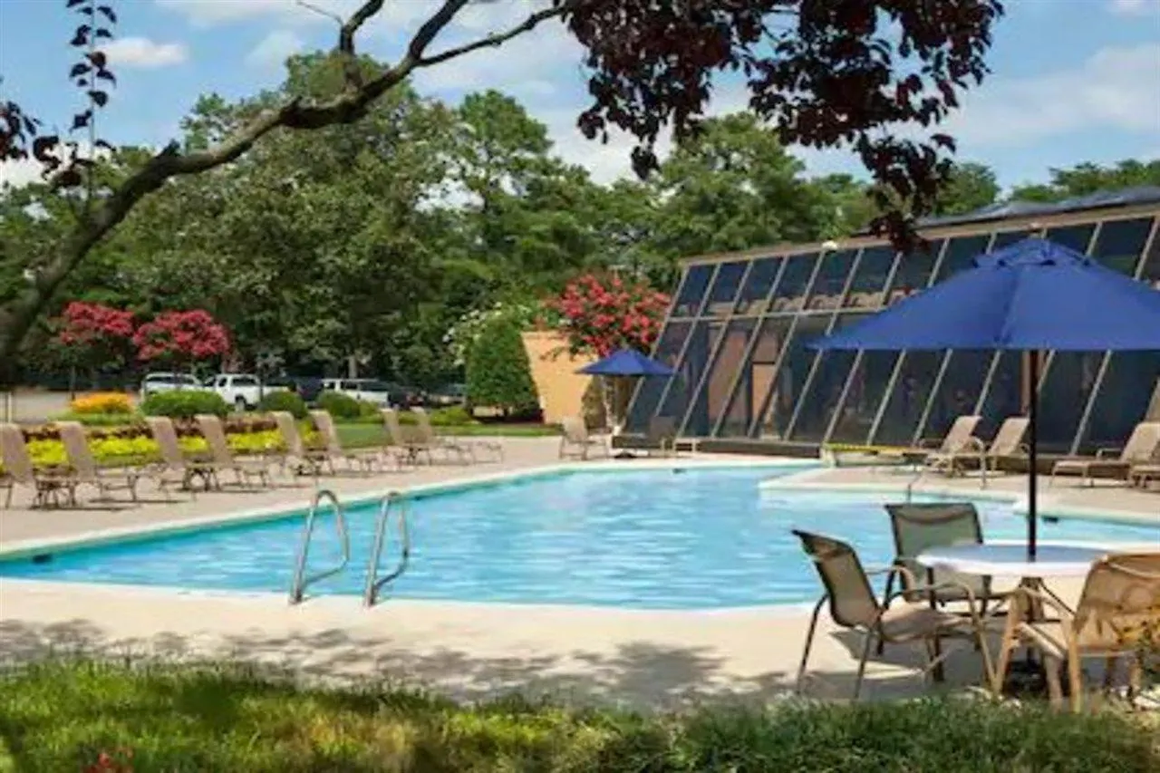 Doubletree By Hilton Hotel Williamsburg