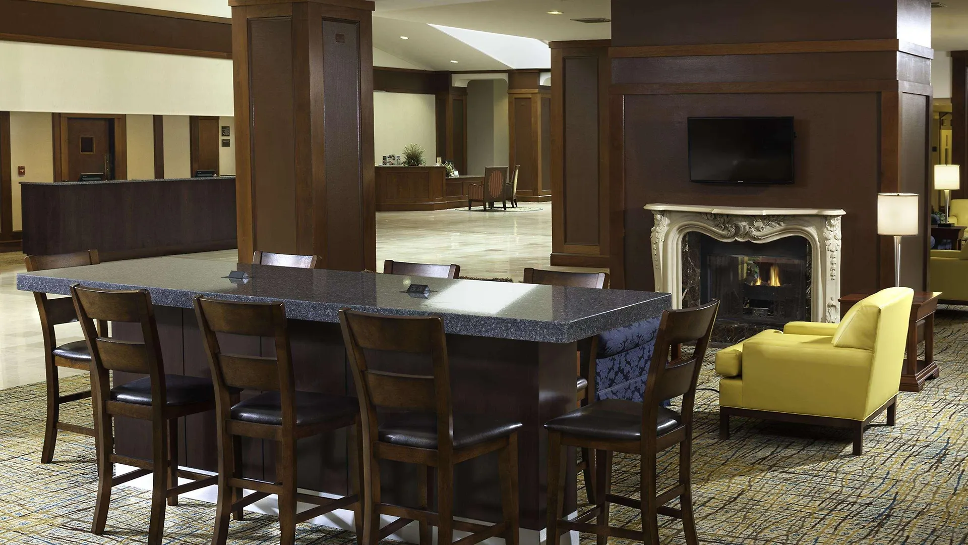 Doubletree By Hilton Hotel Williamsburg